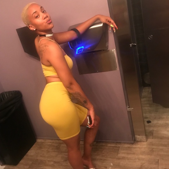 Meet your Posher, Shandlyra - Picture 2 of 3